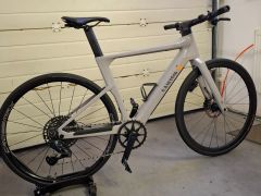 Canyon Roadlite:ONfly CF 9 LTD