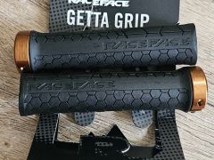 Race Face Getta gripy, čierna/kashima, 30 mm