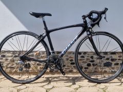 Predám cestný bicykel zn. Giant SCR 2.0, veľ. S