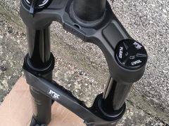 Nová FOX 36 Float AWL HD 29" 140mm 2025/26