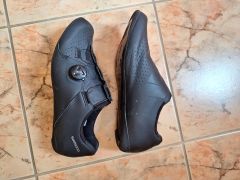 Shimano Sh-Rc300 tretry, čierna, EU 44