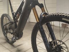 Raymond FullRay carbon r.2023 (velk. L )