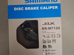 Shimano SLX Br-M7120 hydr.brzdový strmeň, 4-piest + platničky N03A