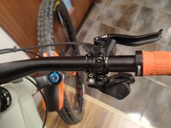 Lee Cougan Fox factory/ Sram GX AXS