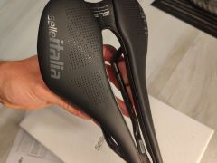 Selle italia SLR boost superflow carbonio 145mm
