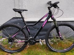 Predám horský bicykel KTM Penk XT,kolesá 27,5&quot;