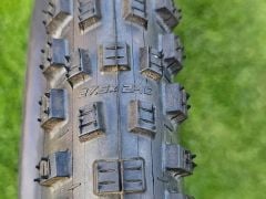 Nový Schwalbe Nobby NIC 27,5x2.40 drôt