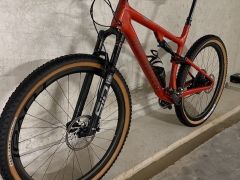 Specilaized  Epic EVO expert