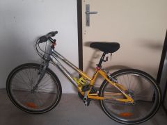 Predám dievčenský bicykel Dema Iseo 24