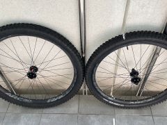 RaceFace Arc 30 HD / DT Swiss 370 XD, boost, mullet set