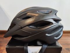 Nová cyklistická prilba MET Veleno - XC / MTB