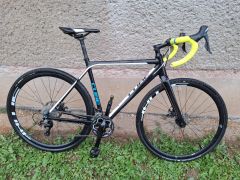 Predám Cube Cross Race 28er/Lko-53cm/2x11, Shimano 105
