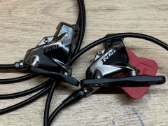 Brzdové třmeny Sram Red D1