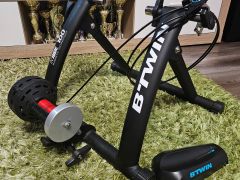 Trenažér Btwin In'Ride 100