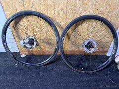 Sada kolies DT Swiss R470 DB 28 s kotucmi a kazetou