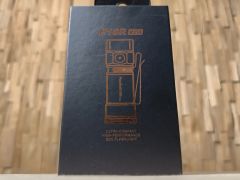 Fenix E18R V2.0 Gift Pack