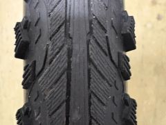 Hurricane 27.5 x 2.0