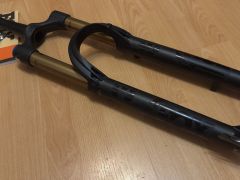Fox 36 Factory Grip X 2025 - Nová