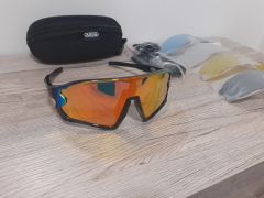 Slnečné okuliare + vymeniteľné sklá a dioptrický clip , nenosené