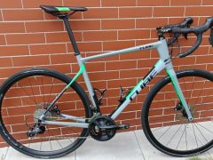 Karbonová silnička Cube Attain Gtc, Shimano 105, vel. 58