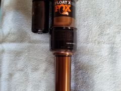 FOX Float X 2016 Factory Series 215,9x63,5mm
