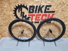 Používané Karbónové kolesá Ffwd Tyro 2 45 mm, MattBlack, plášť, ráfkové brzdy