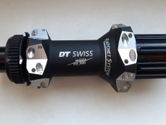DT Swiss 240s zadný náboj nový, Straightpull, 12x148, Shimano HG, 24 dier