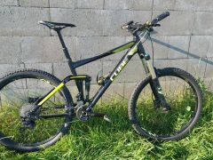 Cube Stereo 140 HPA Race 27.5 black / flashyellow