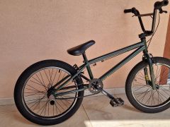 BMX bicykel