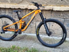 Trek Slash M/L