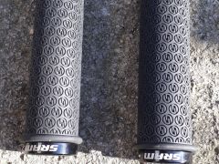 Sram DH Locking Grips