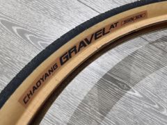 Gravel plaste 700x38c