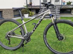 Trek X Caliber 8