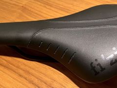 Fizik Antares R5