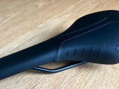 Fizik Antares R5