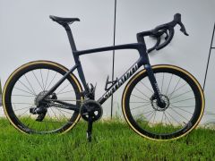Specialized Tarmac SL7 Comp Rival AXS (vel. 58) + Zipp 303S + wattmeter