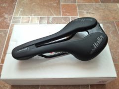 Selle Italia Flite Boost TM Superflow S3 sedlo, 135 mm