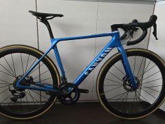 Canyon Ultimate CF SL disc 8.0 Aero