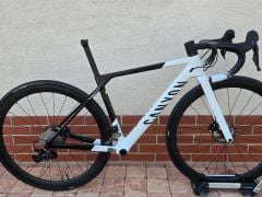 Canyon Ultimate CF SL 7 (2023), veľkosť XS