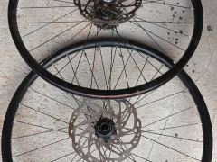 Shimano Zee, zjazd