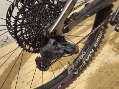 Nový Specialized Enduro Custom AXS