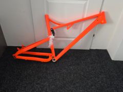 Odpružený hliníkový XC rám pro 29 XL 21