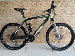 Bicykel Genesis Carbon Comp