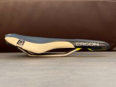 Ergon Sme3 Pro TiNox velikost M