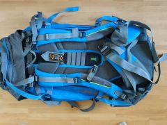 Everett Manvers 75l