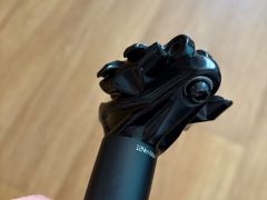 Predám sedlovku Kellys 27,2x350mm