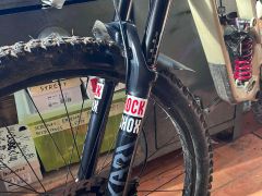 Rock shox Yari 29