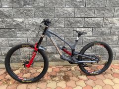 Nukeproof Dissent 290 RS