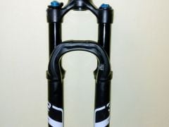 Fox Float SC 32 100mm Grip dálkové zamykání