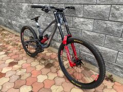 Nukeproof Dissent 290 RS